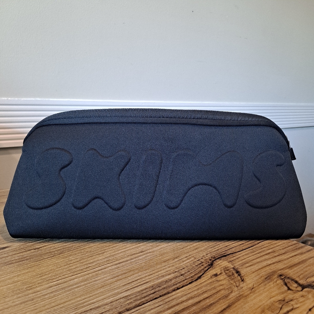 SKIMS Neoprene Waterproof Pouch Black Zip Case 13x5x3 NWOT